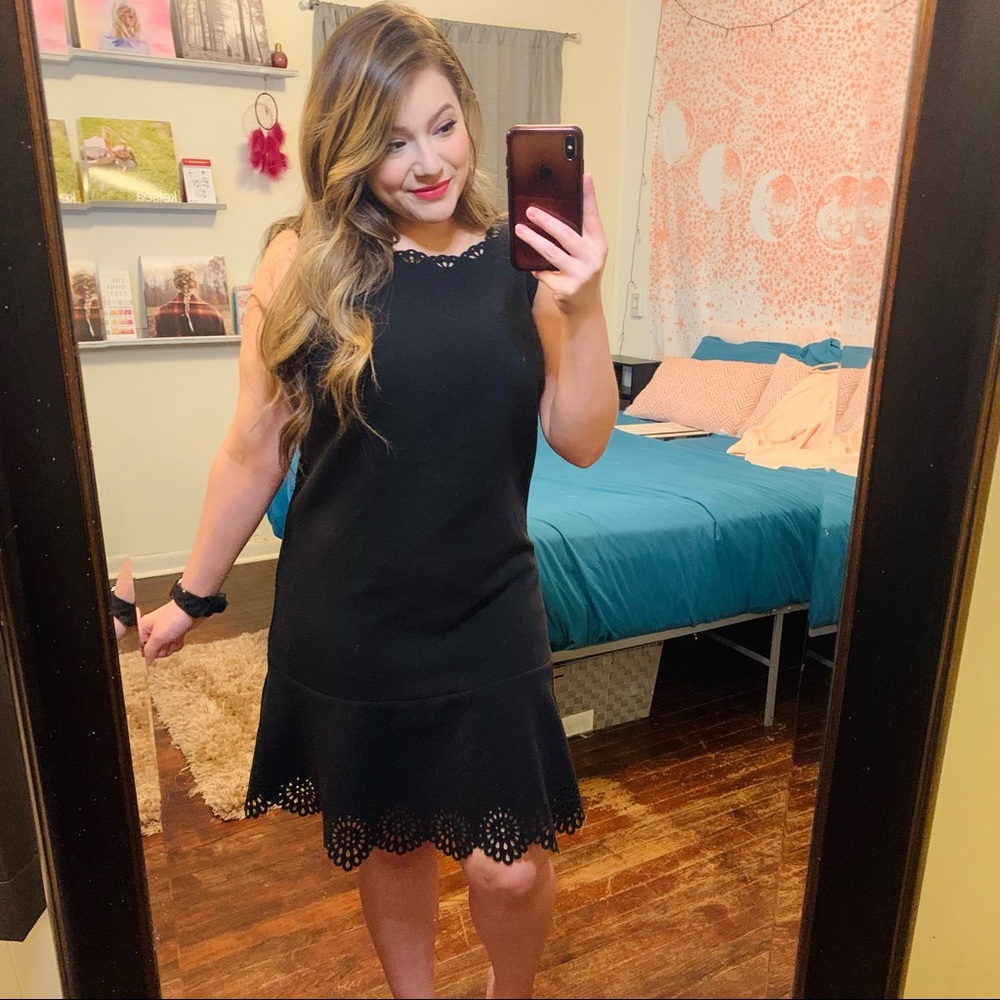 Ann Taylor Loft Dress in Black Size 10